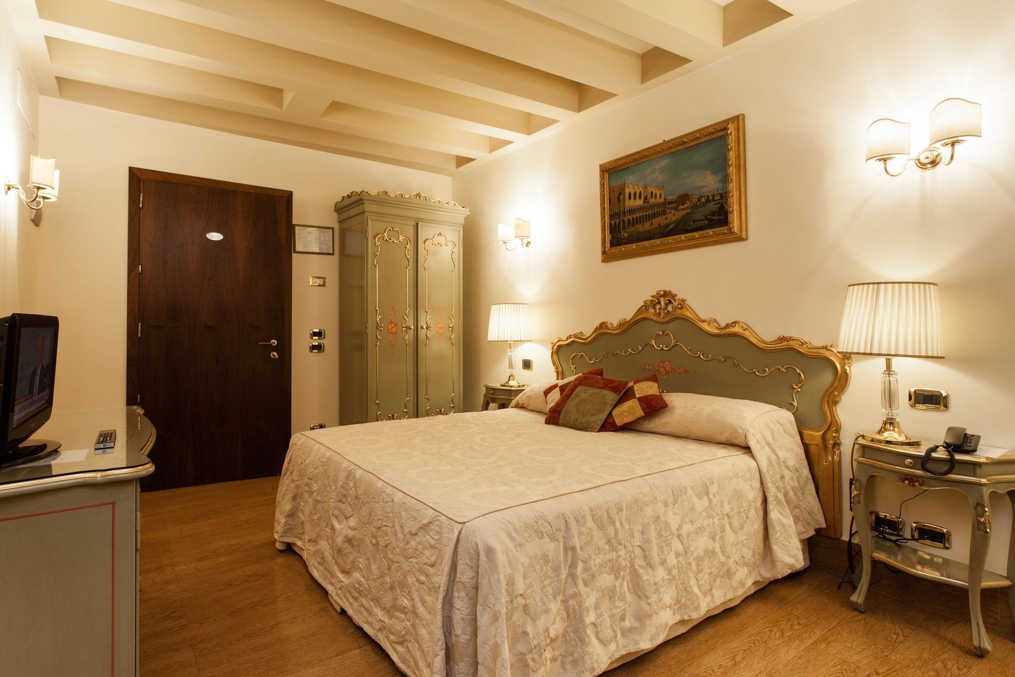 Hotel Al Ponte Mocenigo Венеция Экстерьер фото