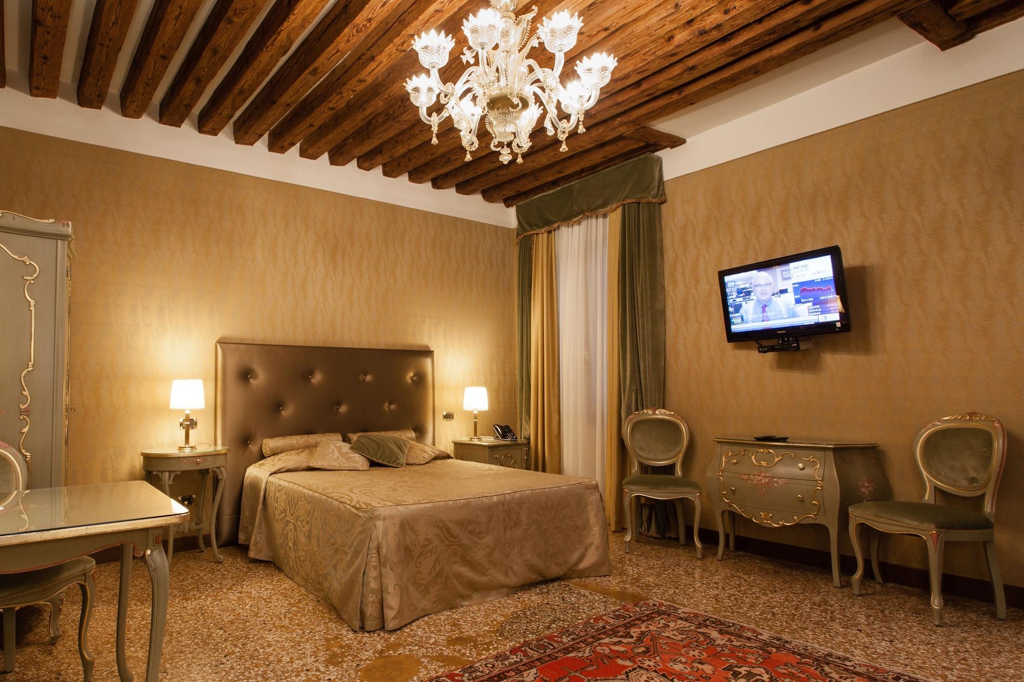 Hotel Al Ponte Mocenigo Венеция Экстерьер фото
