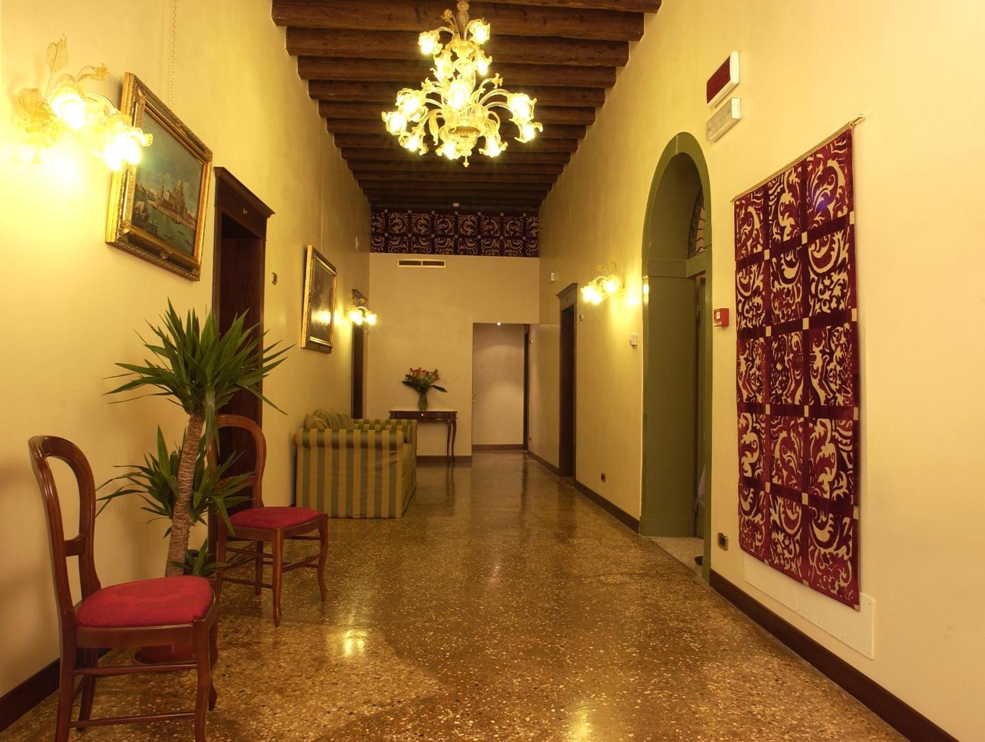 Hotel Al Ponte Mocenigo Венеция Экстерьер фото