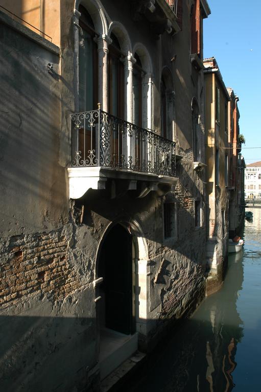 Hotel Al Ponte Mocenigo Венеция Экстерьер фото